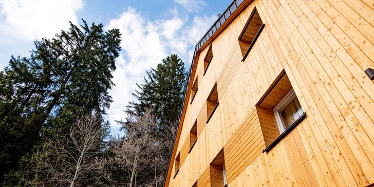 Pobyt v Beskydách: polpenzia a relax vo wellness, lyžiarsky areál aj turistické trasy, zľavy na atrakcie