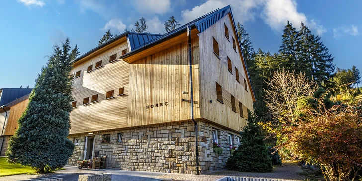 Pobyt v Beskydách: polpenzia a relax vo wellness, lyžiarsky areál aj turistické trasy, zľavy na atrakcie