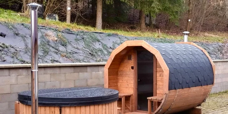 Útulná chalupa na Broumovsku: až 15 osôb, ohnisko, sauna aj kúpací sud