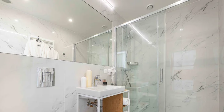 Dovolenka pri Baltskom mori: apartmán alebo chatka s polpenziou a wellness