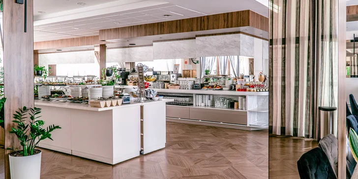 Dovolenka pri Baltskom mori: apartmán alebo chatka s polpenziou a wellness