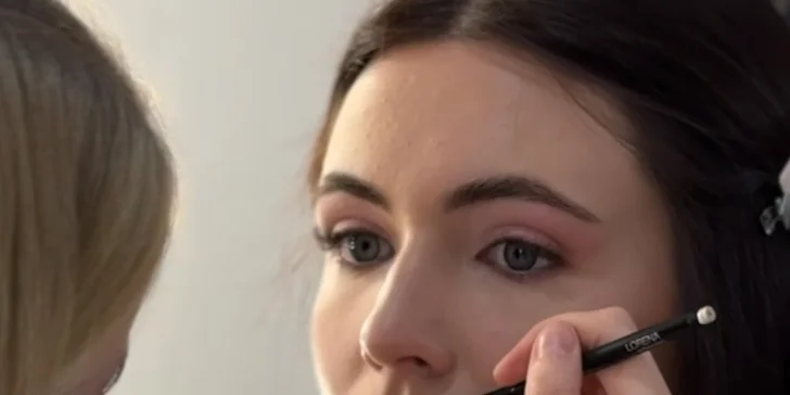 Denné či večerné líčenie, úprava obočia, laminácia alebo lashlift