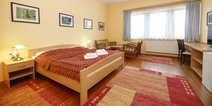 Dovolenka v srdci Třebíča s pamiatkami UNESCO: raňajky alebo polpenzia a bazén neobmedzene