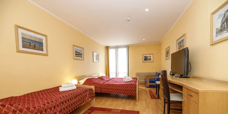 Dovolenka v srdci Třebíča s pamiatkami UNESCO: raňajky alebo polpenzia a bazén neobmedzene