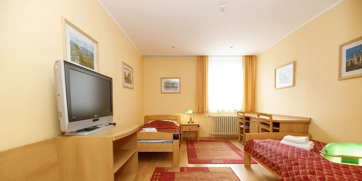 Dovolenka v srdci Třebíča s pamiatkami UNESCO: raňajky alebo polpenzia a bazén neobmedzene