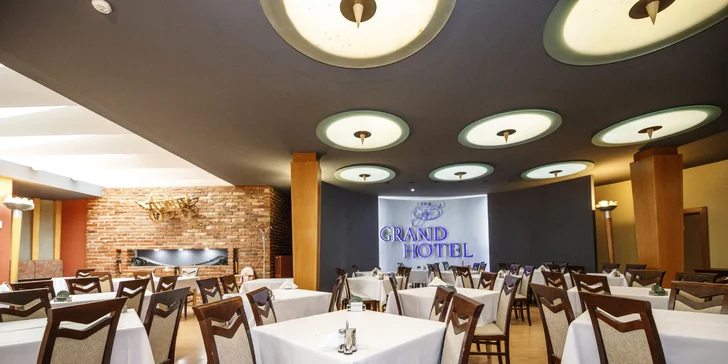 Dovolenka v srdci Třebíča s pamiatkami UNESCO: raňajky alebo polpenzia a bazén neobmedzene