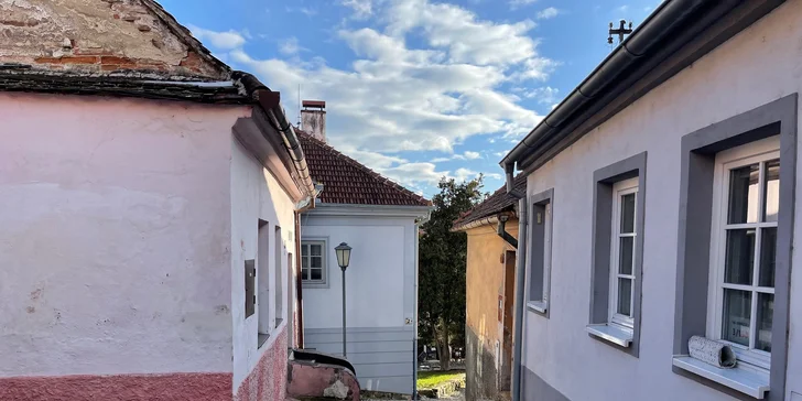 Dovolenka v srdci Třebíča s pamiatkami UNESCO: raňajky alebo polpenzia a bazén neobmedzene