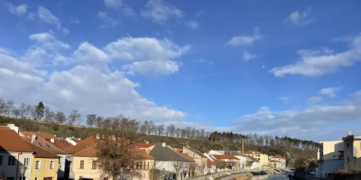 Dovolenka v srdci Třebíča s pamiatkami UNESCO: raňajky alebo polpenzia a bazén neobmedzene