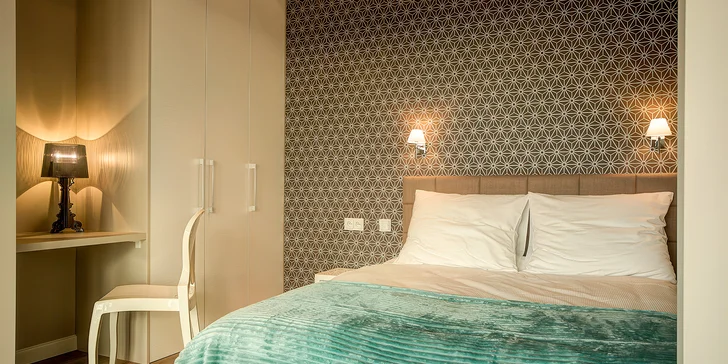 Luxusné apartmány v Sky Tower: najvyššia budova Vroclavu a nedávno aj Poľska, možnosť jacuzzi