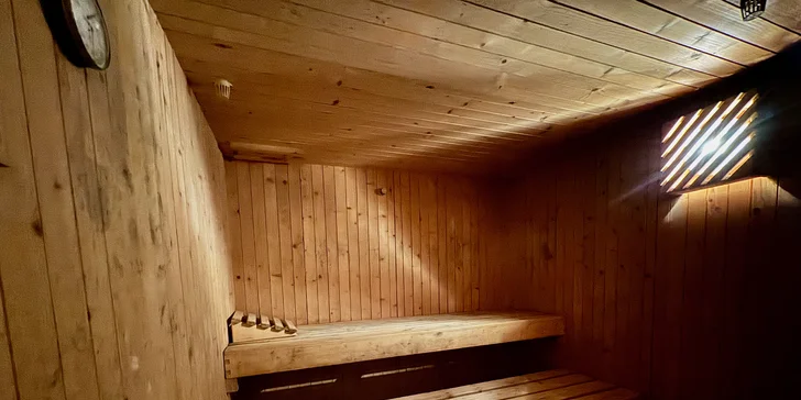 Zimná dovolenka v Taliansku, región Friulské Dolomity: hotel s polpenziou hneď pri lyžiarskom stredisku