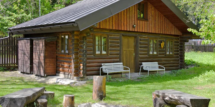 Prenájom útulnej a plne vybavenej zrubovej chaty vo Vrchlabí až pre 6 osôb