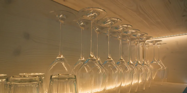 Glamping v modernom Tiny house pri Semiloch pre pár aj rodinu