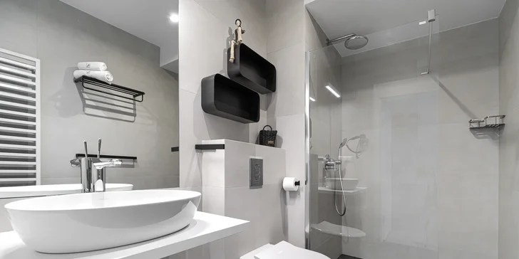 Nové krásne apartmány pri Baltskom mori až pre 4 osoby: medzi morom a jazerom, v lete bazén