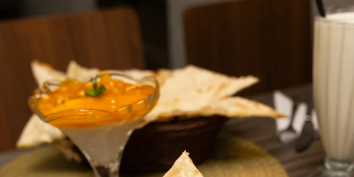 Kuracie alebo vegetariánske indické degustačné menu