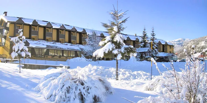 Zimná dovolenka v Taliansku, región Friulské Dolomity: hotel s polpenziou hneď pri lyžiarskom stredisku