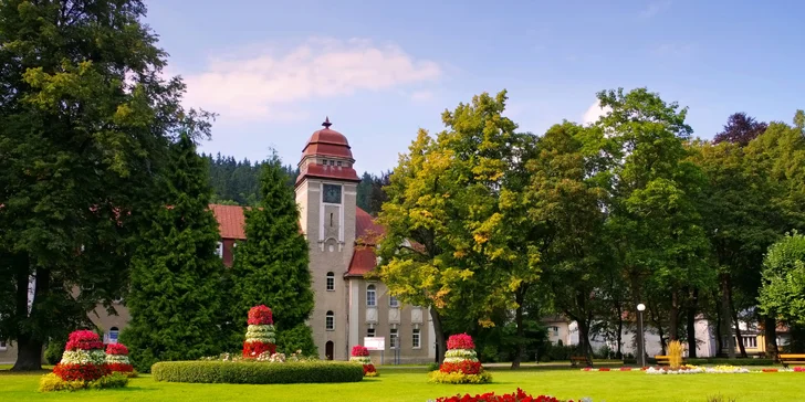 Kúpeľné mesto Duszniki Zdrój: moderný hotel s wellness a polpenziou