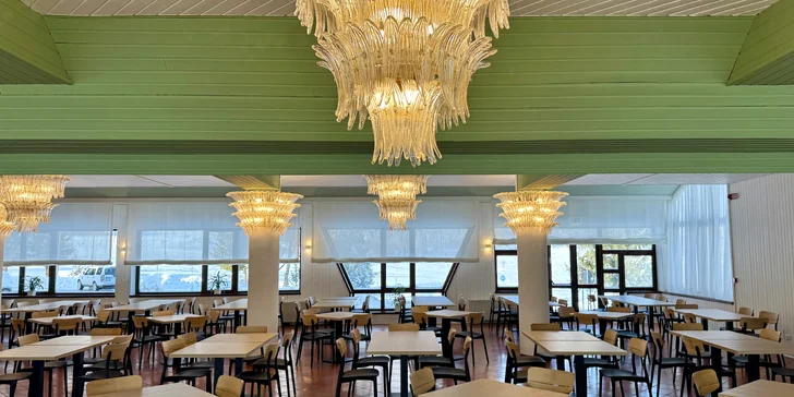 Zimná dovolenka v Taliansku, región Friulské Dolomity: hotel s polpenziou hneď pri lyžiarskom stredisku