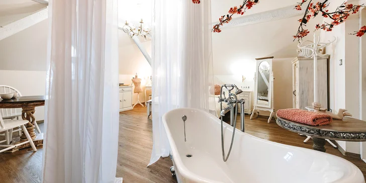 Romantika kúsok od Tábora: luxusný pobyt v mlyne, raňajky alebo polpenzia aj relaxácia