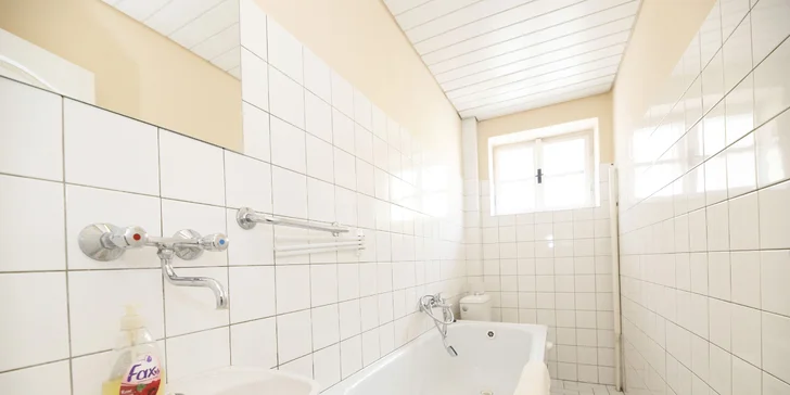 Aktívny pobyt v Prčici pre 2–4 osoby: raňajky, ihrisko, telocvičňa aj požičovňa bicyklov