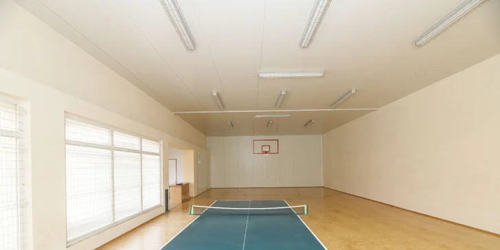 Aktívny pobyt v Prčici pre 2–4 osoby: raňajky, ihrisko, telocvičňa aj požičovňa bicyklov