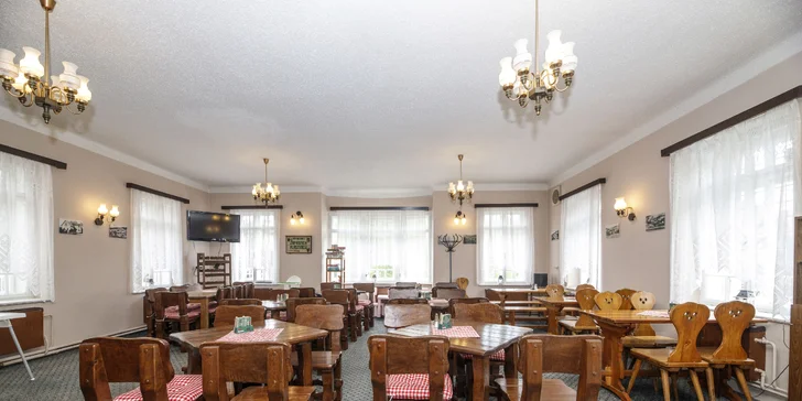 Pobyt v krkonošskom penzióne pre páry aj rodiny s raňajkami alebo polpenziou