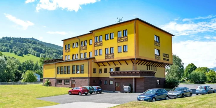 Pobyt v srdci Jeseníkov: raňajky alebo polpenzia aj wellness, dieťa do 11,9 rokov zdarma vrátane stravy