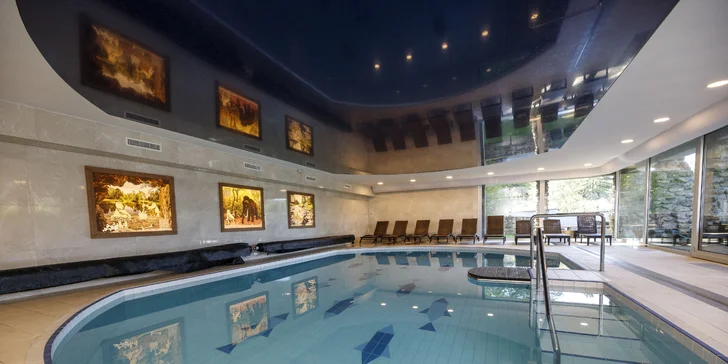 Relax pri Českom Krumlove: luxusný statok s vlastným pivovarom a čokoládovňou, strava a bazén