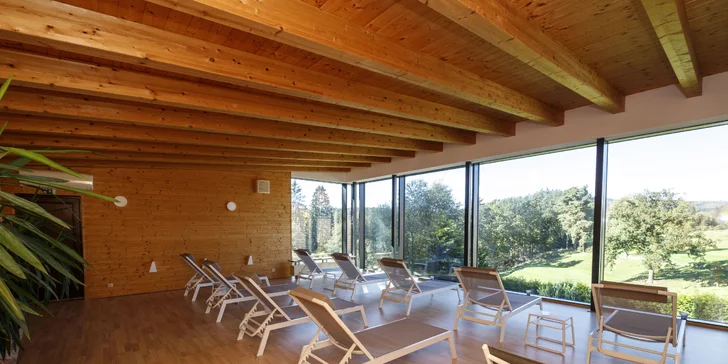 Relax pri Českom Krumlove: luxusný statok s vlastným pivovarom a čokoládovňou, strava a bazén