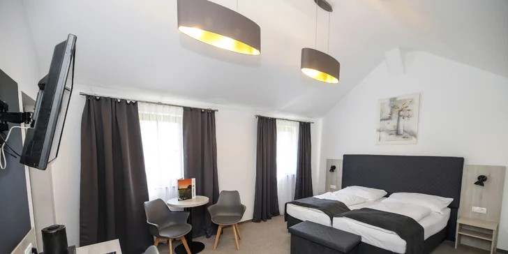 Relax pri Českom Krumlove: luxusný statok s vlastným pivovarom a čokoládovňou, strava a bazén