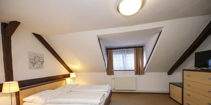 Relax pri Českom Krumlove: luxusný statok s vlastným pivovarom a čokoládovňou, strava a bazén