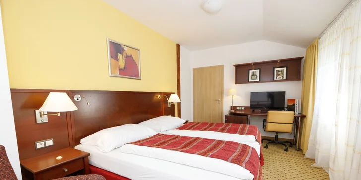 Relax pri Českom Krumlove: luxusný statok s vlastným pivovarom a čokoládovňou, strava a bazén