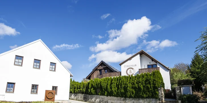 Relax pri Českom Krumlove: luxusný statok s vlastným pivovarom a čokoládovňou, strava a bazén