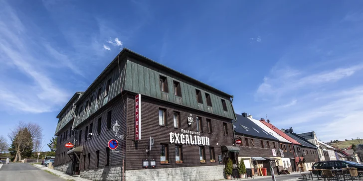 Pobyt v Božom Dare: 2-8 dní s polpenziou a zázemím pre cyklistov