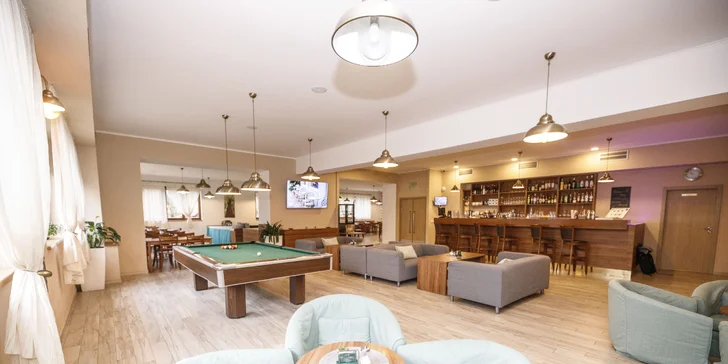 Dovolenka v prírode Jizeriek pre dvoch aj rodinu: plná penzia a neobmedzený wellness