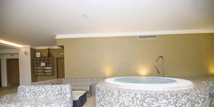 Dovolenka v prírode Jizeriek pre dvoch aj rodinu: plná penzia a neobmedzený wellness