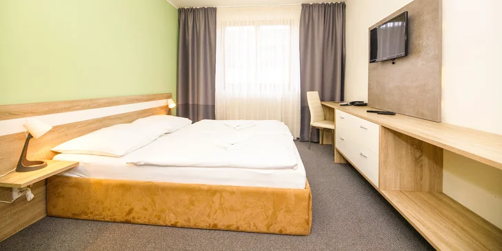 Dovolenka v prírode Jizeriek pre dvoch aj rodinu: plná penzia a neobmedzený wellness