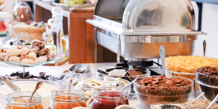 Dovolenka v prírode Jizeriek pre dvoch aj rodinu: plná penzia a neobmedzený wellness