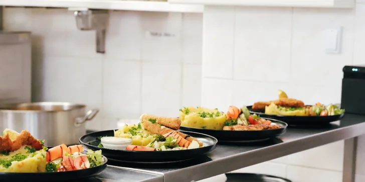 Dovolenka v prírode Jizeriek pre dvoch aj rodinu: plná penzia a neobmedzený wellness