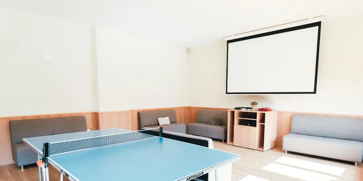 Dovolenka v prírode Jizeriek pre dvoch aj rodinu: plná penzia a neobmedzený wellness