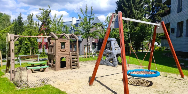 Krásne apartmány v Harrachove: bez stravy alebo s raňajkami a so vstupom do saunového sveta Grotta Spa