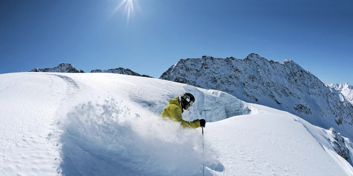 Dovolenka v oblasti Oetz v Tirolsku: 4* horský hotel s raňajkami alebo bez stravy a s wellness, 600 m od zjazdoviek