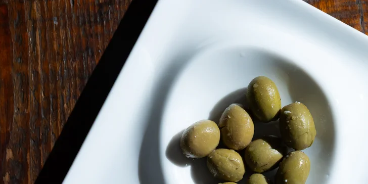 Výberové španielske Tapas menu pre dvoch s citronádou