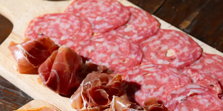 Výberové španielske Tapas menu pre dvoch s citronádou