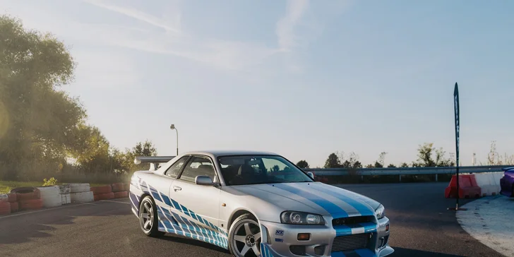 Jazda v Nissan Skyline R34, Nissan Silvia alebo Mitsubishi Lancer Evolution VIII: ako vodič aj spolujazdec, variant s jazdou driftem