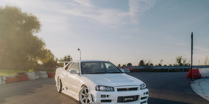 Jazda v Nissan Skyline R34, Nissan Silvia alebo Mitsubishi Lancer Evolution VIII: ako vodič aj spolujazdec, variant s jazdou driftem