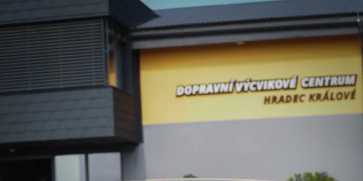 Jazda v Nissan Skyline R34, Nissan Silvia alebo Mitsubishi Lancer Evolution VIII: ako vodič aj spolujazdec, variant s jazdou driftem