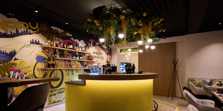 Moderný hotel v rakúskych Alpách: bufetové raňajky a neobmedzená sauna