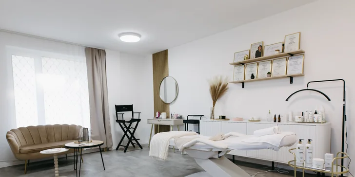 Kozmetické ošetrenia pleti: hydratácia, detox, mezoterapia, chemický peeling, anti-age a i.