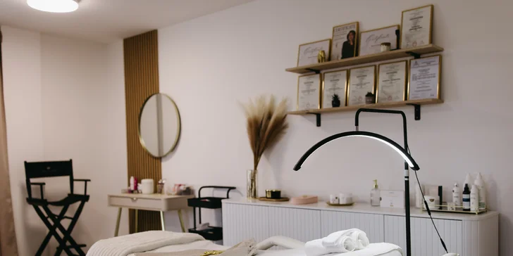 Kozmetické ošetrenia pleti: hydratácia, detox, mezoterapia, chemický peeling, anti-age a i.