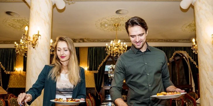 Pobyt na zámku pri Karlových Varoch: neobmedzený wellness, polpenzia, masáž aj procedúry